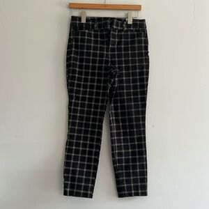 Old navy pants, pixie cut, size 4, black and white, plaid, work pants